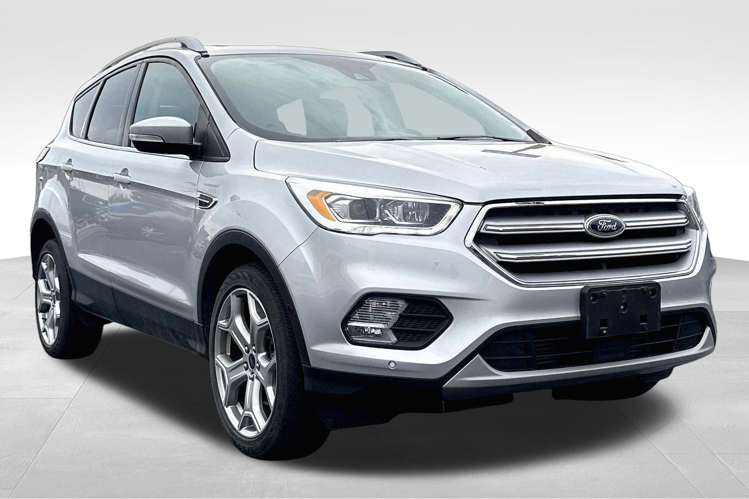 Used 2019 Ford Escape Titanium AWD/4WD image 1