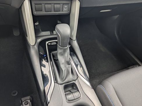 Used 2024 Toyota Corolla Cross SE image 26