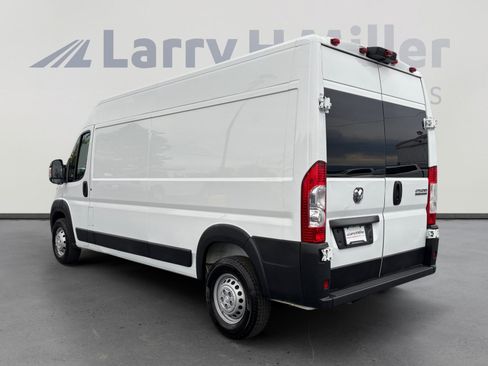 Used 2023 RAM ProMaster 2500 FWD image 3