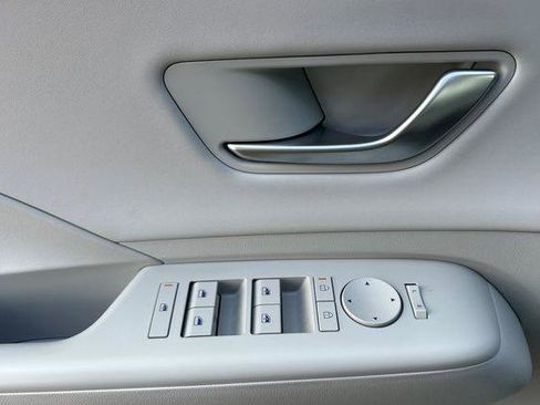 Certified 2026 Hyundai Kona SEL Premium FWD image 11