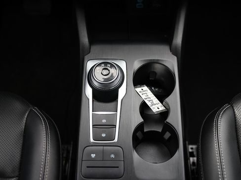 Certified 2022 Ford Escape SEL image 24