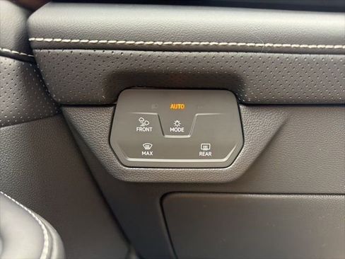 New 2026 Volkswagen Atlas SE AWD/4WD image 17