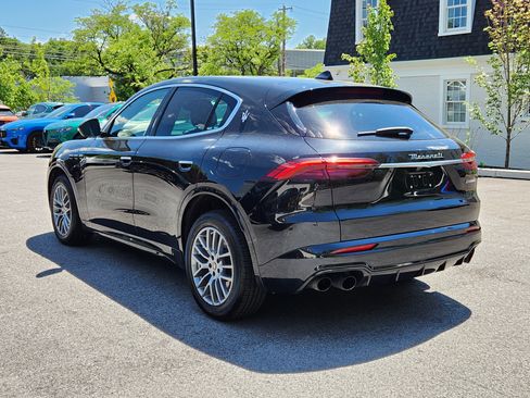 Used 2023 Maserati Grecale Modena AWD/4WD image 3
