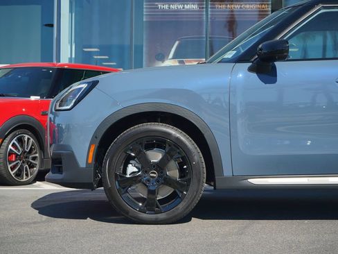 New 2026 MINI Cooper Countryman S image 2