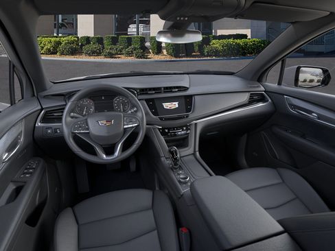 New 2025 Cadillac XT6 Luxury image 15