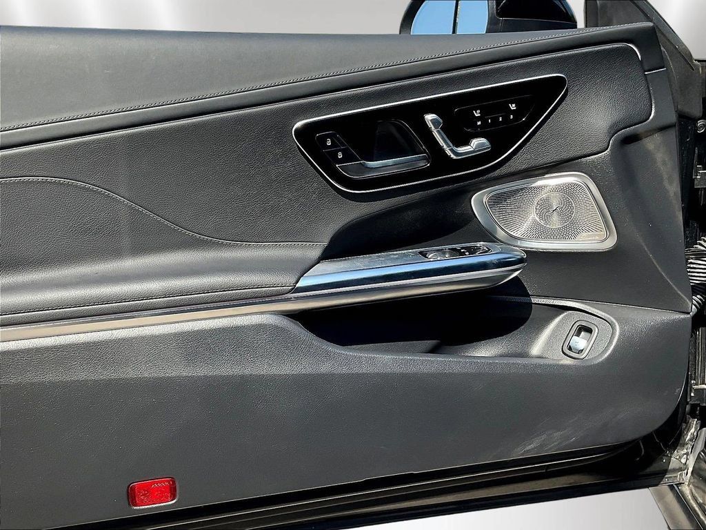 Certified 2024 Mercedes-Benz CLE 300 4MATIC Coupe image 20