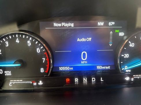 Used 2023 Ford Explorer XLT AWD/4WD image 22
