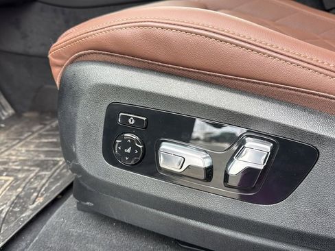 Used 2026 BMW X5 xDrive50e w/ Climate Comfort Package image 20