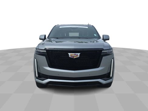 Used 2024 Cadillac Escalade ESV Sport Platinum image 3