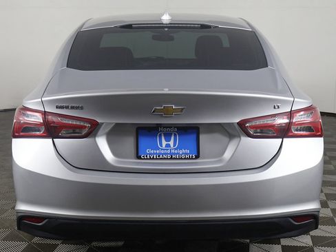 Used 2021 Chevrolet Malibu LT FWD image 9