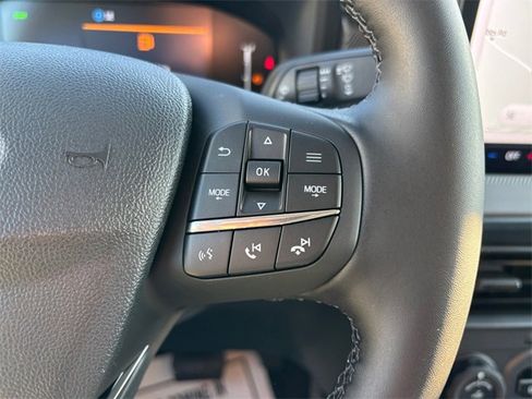 New 2025 Ford Maverick Lariat w/ Black Appearance Package image 19