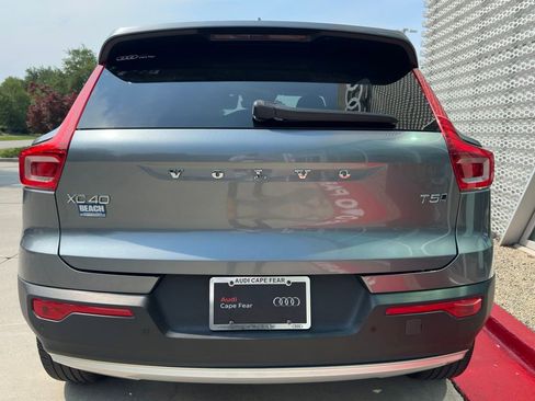 Used 2019 Volvo XC40 T5 Momentum AWD/4WD image 5
