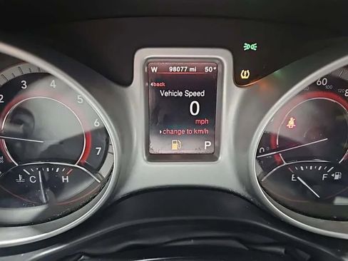 Used 2018 Dodge Journey GT image 9