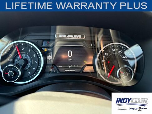 New 2026 RAM 1500 4x4 Crew Cab image 16
