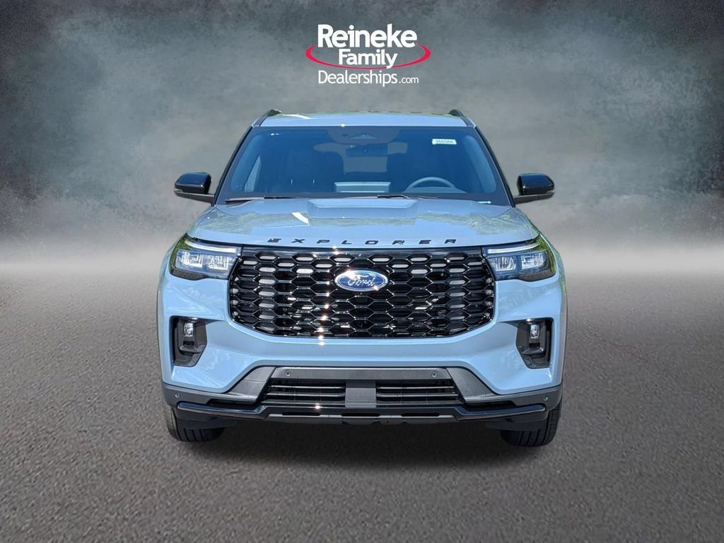 New 2026 Ford Explorer ST-Line AWD/4WD image 2