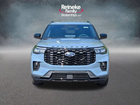 New 2026 Ford Explorer ST-Line AWD/4WD image 2