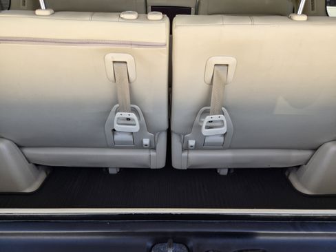Used 2014 Lexus LX 570 4WD w/ Luxury Package image 29