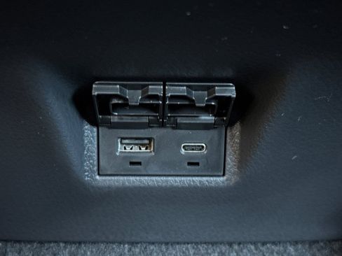 New 2026 Toyota Camry SE FWD image 14