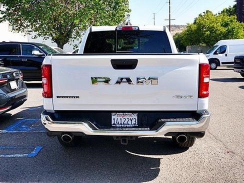 Used 2025 RAM 1500 Big Horn AWD/4WD image 9
