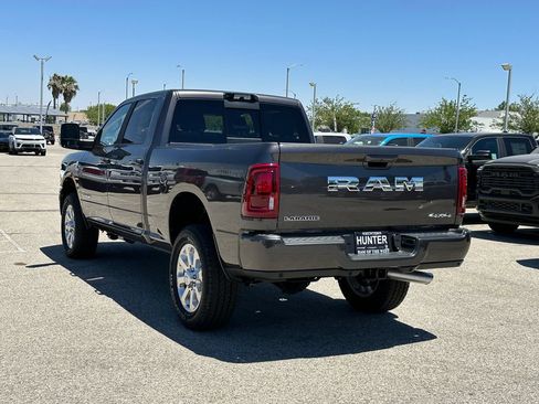 New 2026 RAM 2500 Laramie w/ Sport Appearance Package AWD/4WD image 4