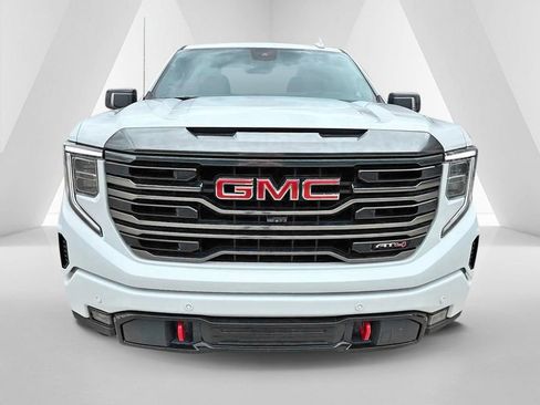 Used 2023 GMC Sierra 1500 AT4 AWD/4WD image 2