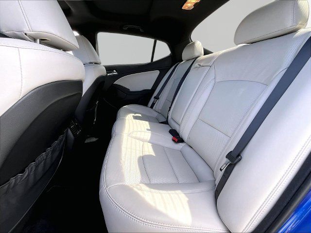 Used 2013 Kia Optima SX w/ Limited Pkg FWD image 15
