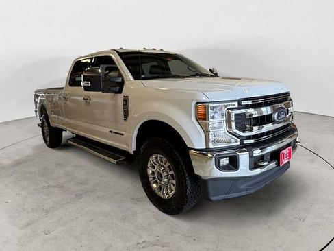 Used 2022 Ford F250 XLT w/ XLT Premium Package AWD/4WD image 8