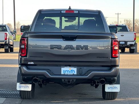 New 2026 RAM 1500 4x4 Crew Cab image 7