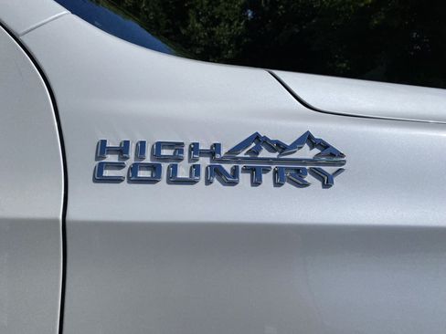 Used 2024 Chevrolet Tahoe High Country w/ Premium Package AWD/4WD image 45