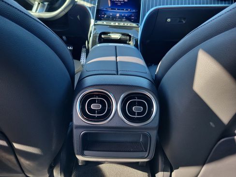 Certified 2025 Mercedes-Benz C 300 Sedan image 14