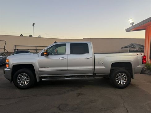 Used 2018 Chevrolet Silverado 2500 LTZ w/ Duramax Plus Package AWD/4WD image 7