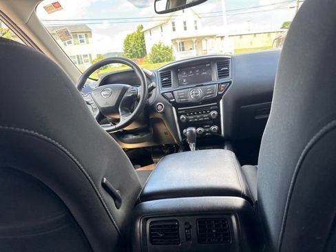 Used 2020 Nissan Pathfinder SV AWD/4WD image 36