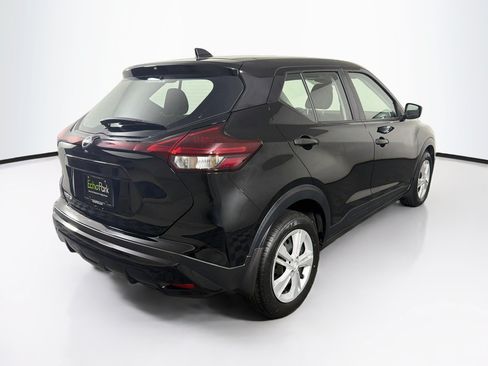 Used 2024 Nissan Kicks S FWD image 9