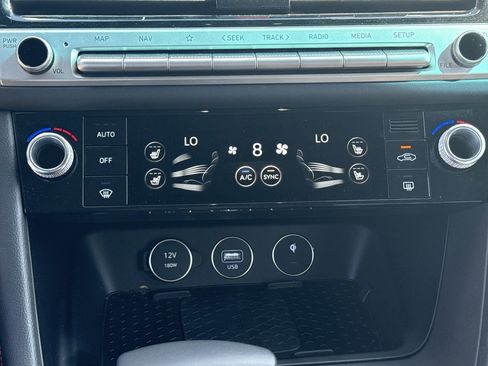 Used 2025 Genesis G70 2.5T w/ Sport Prestige Package image 25