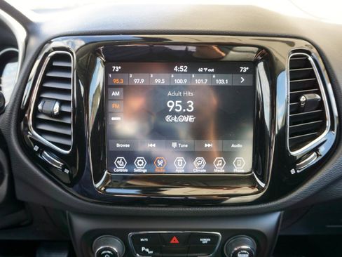 Used 2019 Jeep Compass Limited w/ Safety & Security Group AWD/4WD image 11