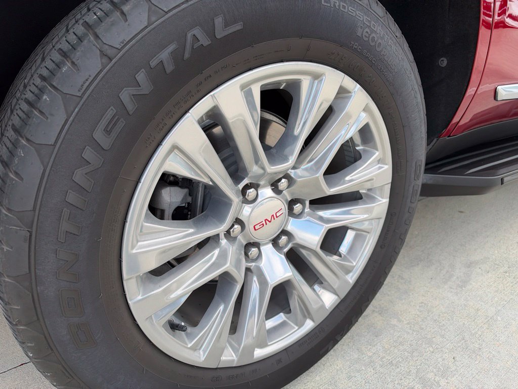 Used 2023 GMC Yukon Denali AWD/4WD image 11
