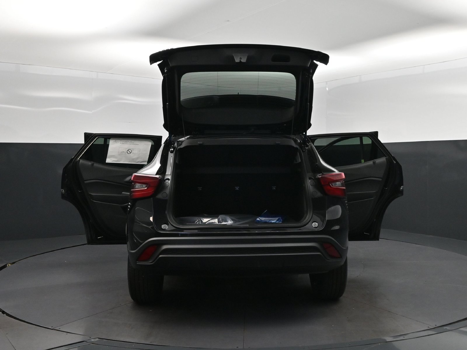 New 2026 Chevrolet Trax LT w/ Midnight Edition FWD image 50