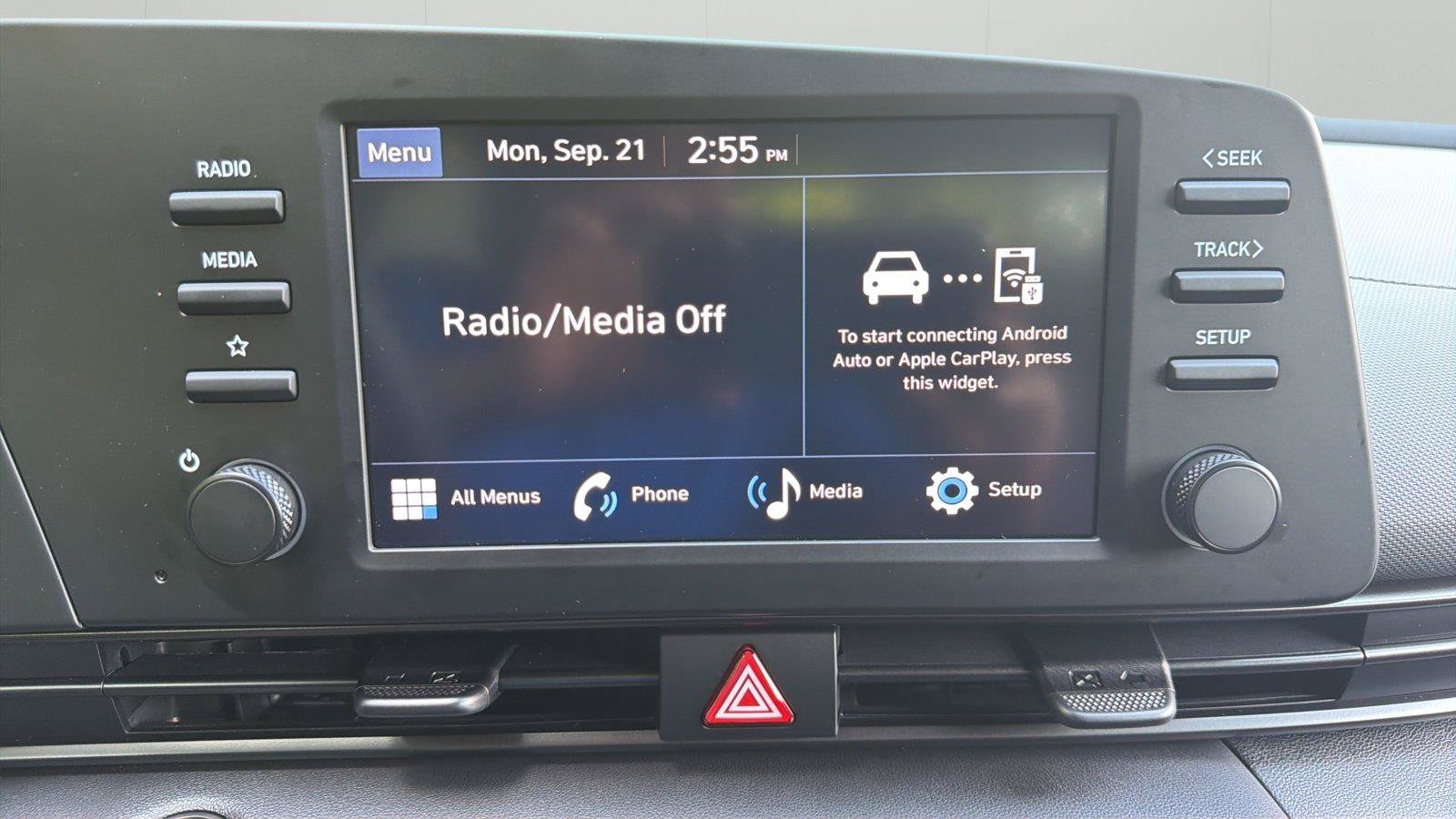 Used 2026 Hyundai Elantra SEL Sport FWD image 17