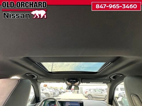 Used 2024 BMW 530i xDrive AWD/4WD image 17