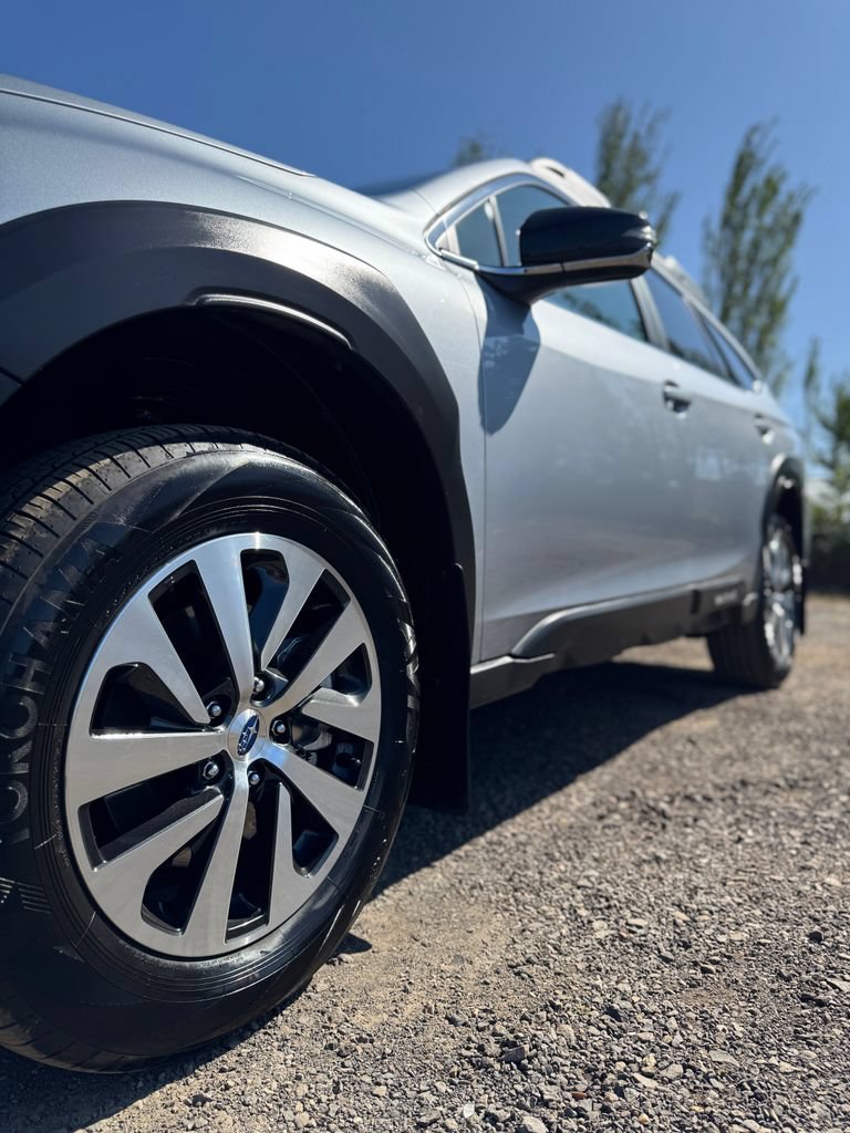 Certified 2024 Subaru Outback Premium AWD/4WD image 40