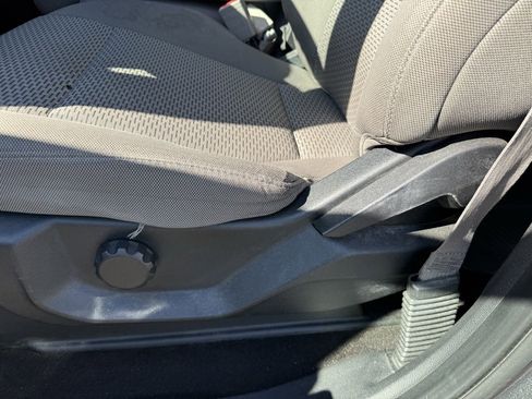 Used 2020 Ford F150 XLT image 16