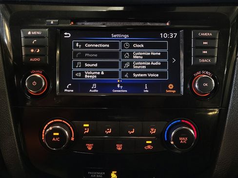 Used 2020 Nissan Rogue Sport S AWD/4WD image 25