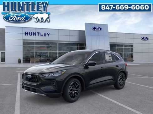 New 2025 Ford Escape SE image 1