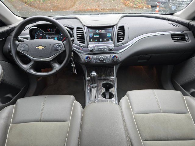 Used 2015 Chevrolet Impala LT w/ Convenience Package FWD image 19