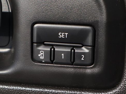 Used 2023 GMC Sierra 3500 AT4 w/ AT4 Premium Plus Package image 20