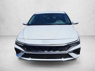Certified 2025 Hyundai Elantra SE FWD video 2