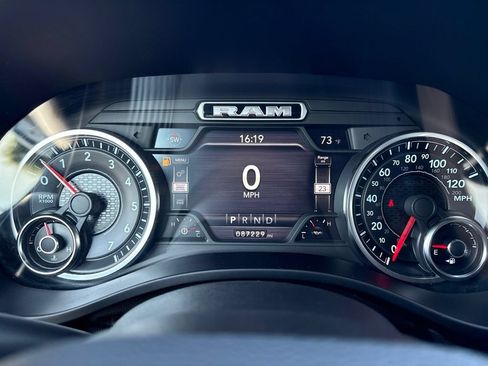 Used 2019 RAM 1500 Big Horn AWD/4WD image 31