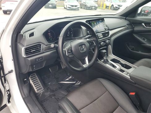 Certified 2020 Honda Accord Sport image 17