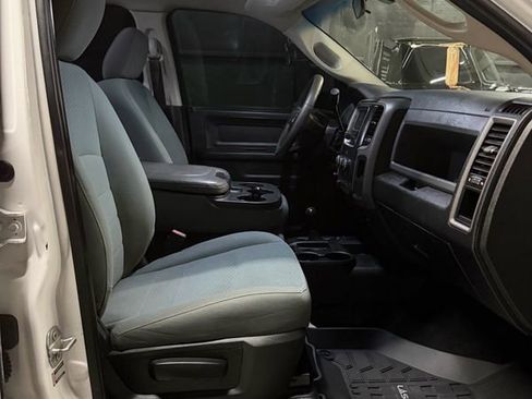 Used 2018 RAM 2500 Tradesman w/ Chrome Appearance Group AWD/4WD image 15
