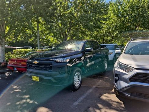 Certified 2026 Chevrolet Colorado W/T w/ Advanced Trailering Package RWD image 1